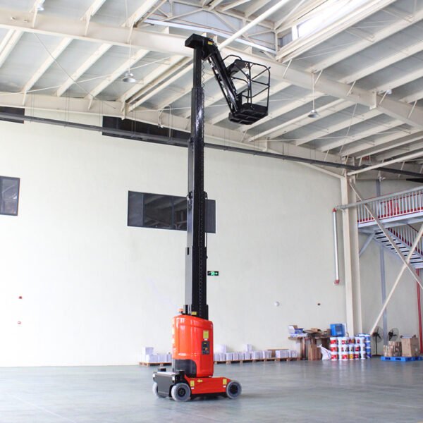 SELF-PROPELLED VERTICAL MAST WITH JIB - Image 10